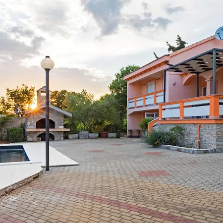 Antonio Casa de Férias Dracevac Ninski